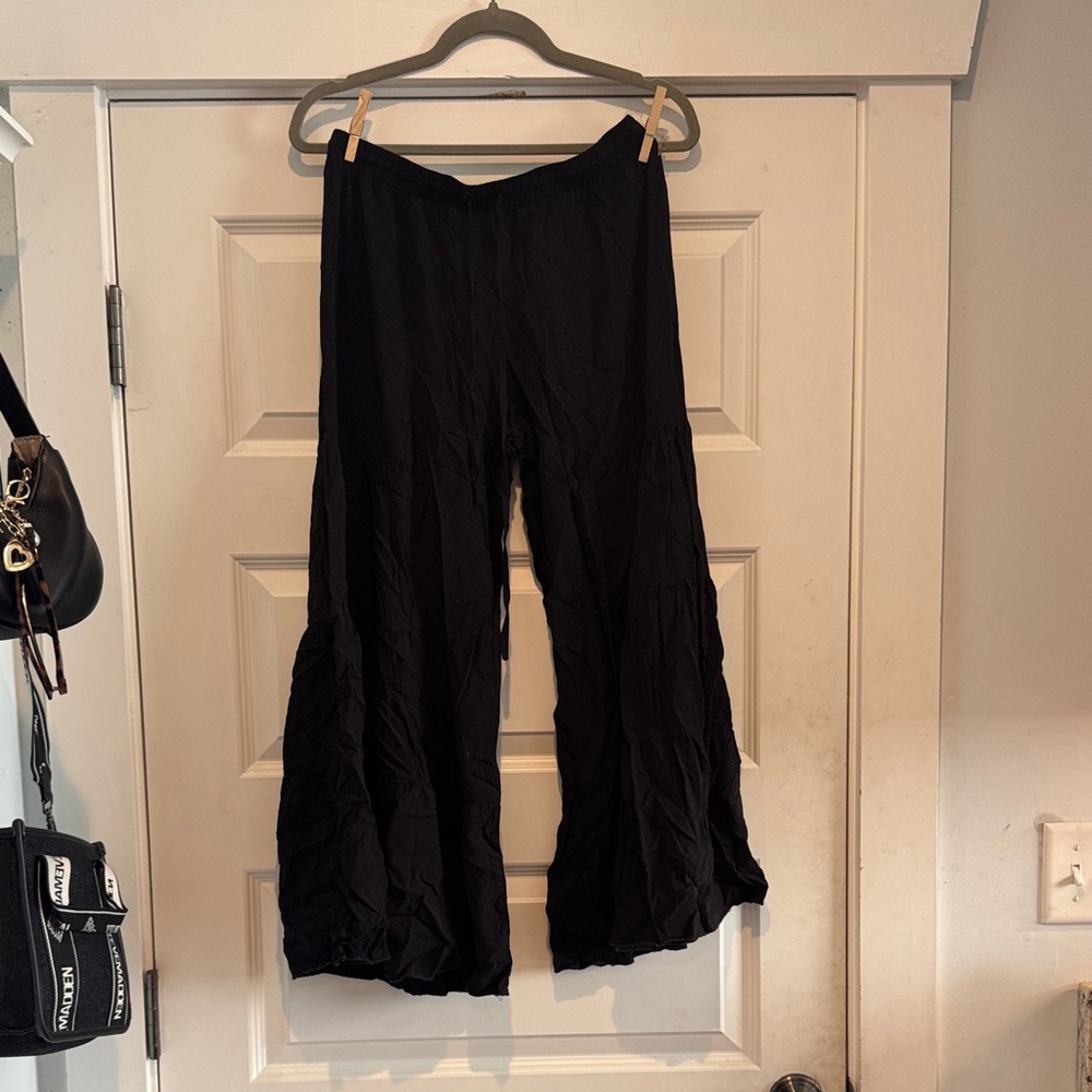 Chic Black Wide-Leg Women's Pants